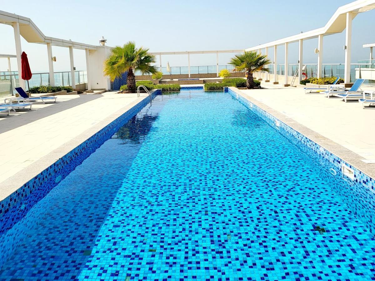 Luxurious Studio Pacific Al Marjan Island - Beachfront Property Ras al-Khaimah Exteriör bild